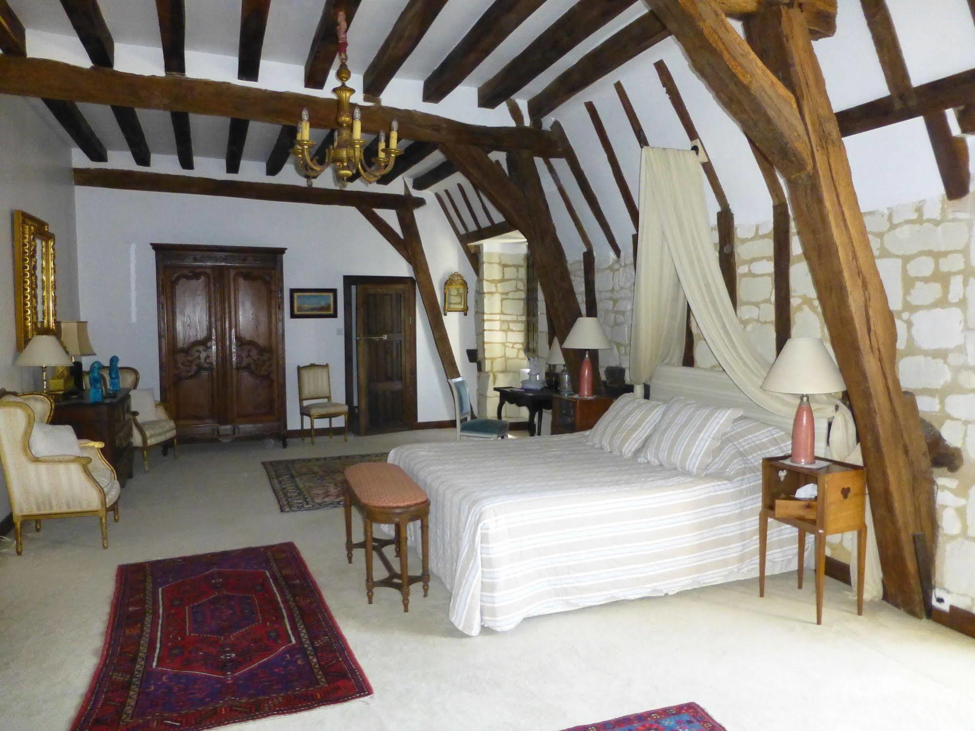 Le Clos Chavigny Lerne Ngoại thất bức ảnh